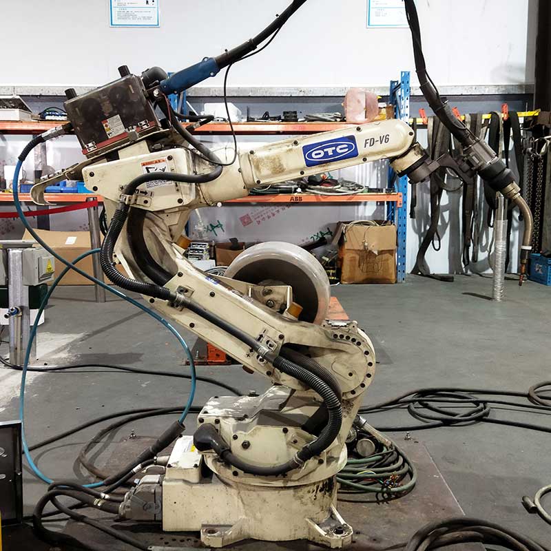 Second-Hand OTC DAIHEN Robots OTC FD-V6 Welding Robot (2)