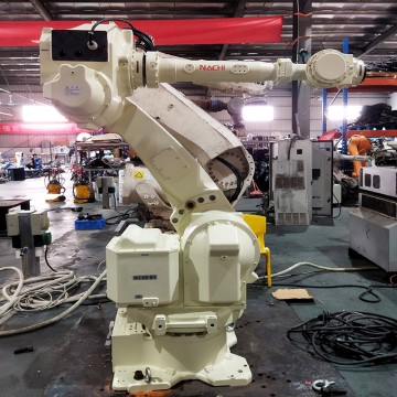 Used Nachi MC50 6-Axis Medium-Heavy Payload Industrial Robot Arm with FD11 Controller