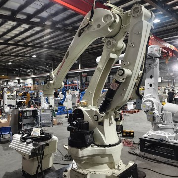 Kawasaki RS020N Robot