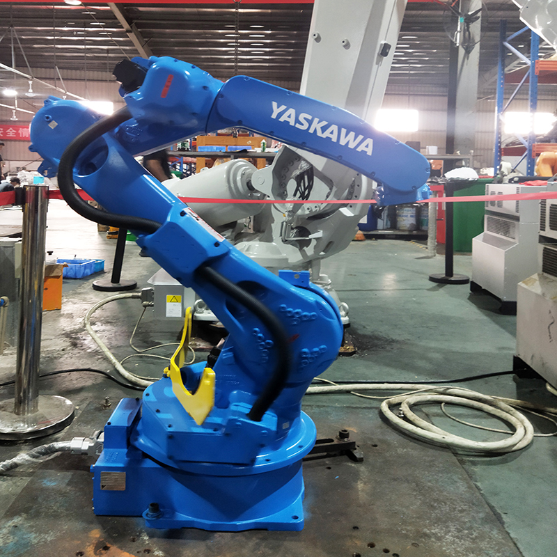 YASKAWA MOTOMAN GP25 ROBOT