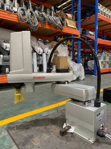 Used Yamaha YK800XG Heavy-Payload Long-Reach 4-Axis SCARA Industrial Robot Arm with RCX340 Controller