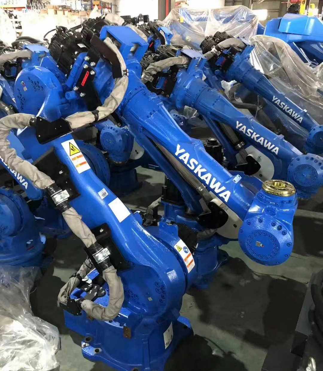 An introduce of our Refurbished robots..jpg
