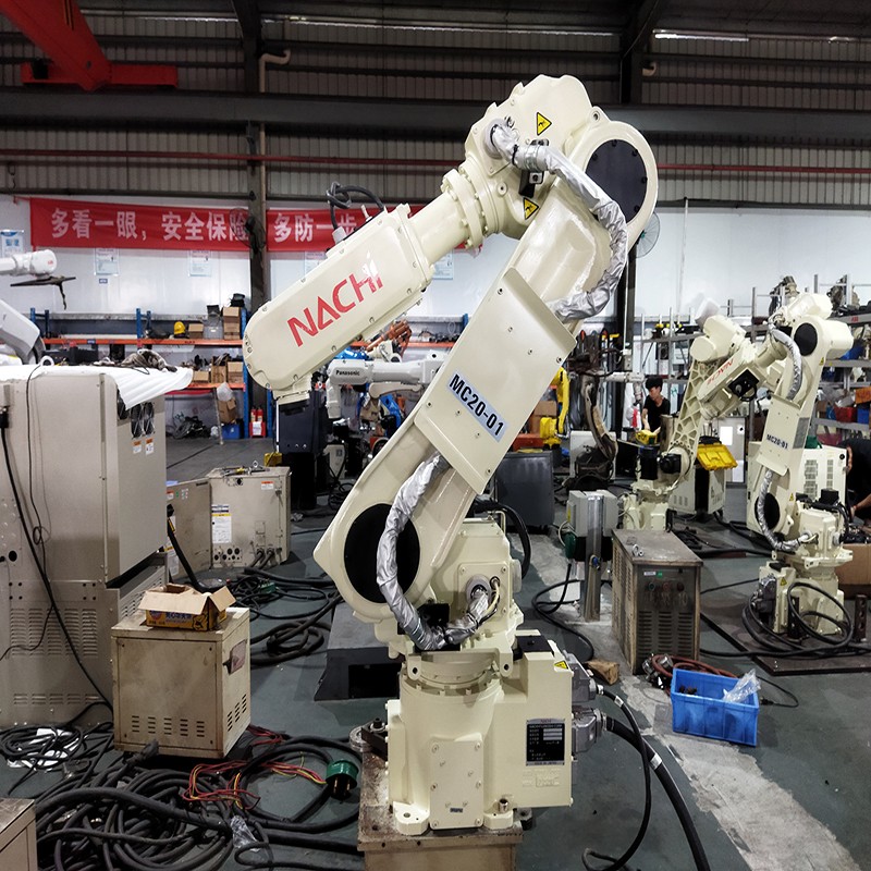 Second-hand Nachi MC20 robot, for palletizing application