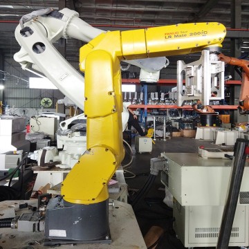 Small 6 Axis Used FANUC Robot LR Mate 200iC/5L With 892mm Reach