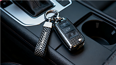 FEIMOSHI Unveils the Carbon Fiber Keychain Collection — When Engineering Meets Everyday Elegance (2).png