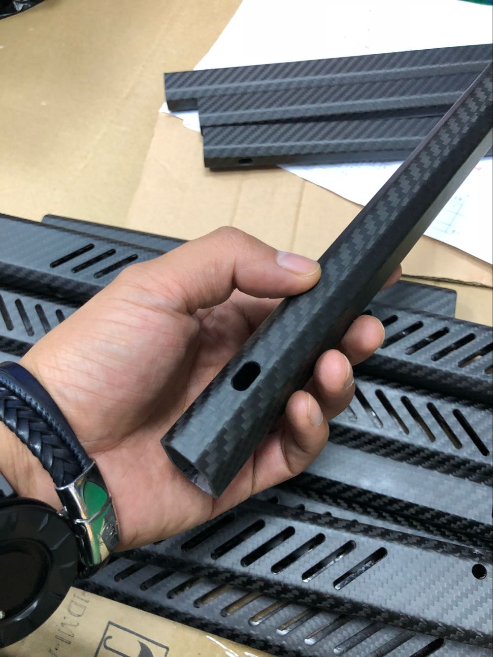`XEXBIO3YX]ZD8999~V)5}J.jpg