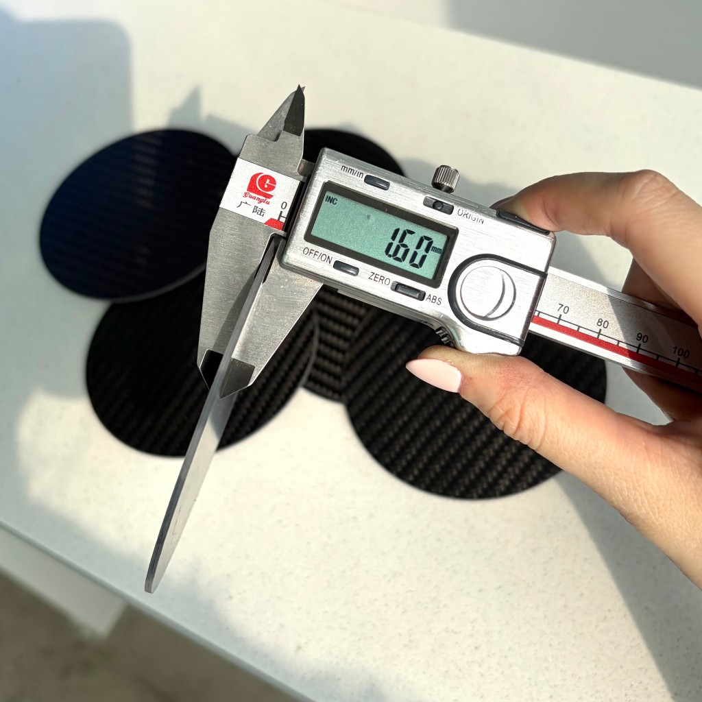 carbon fiber coaster3.jpg