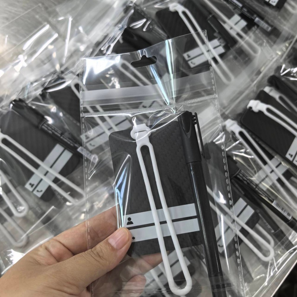 Custom luggage tag.jpg