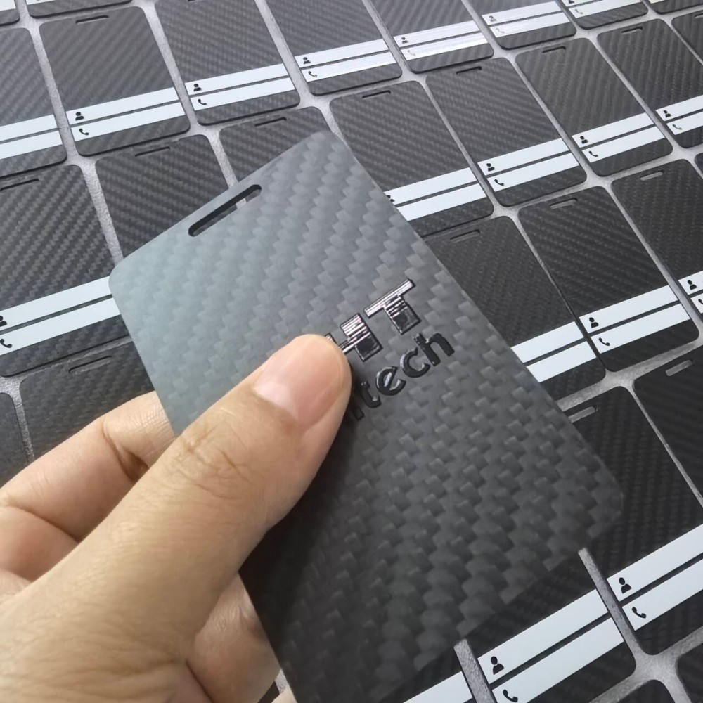 Carbon Fiber Luggage Tag with UV Printed Custom Logo: Premium Gift Solution for Travel & Corporate Branding