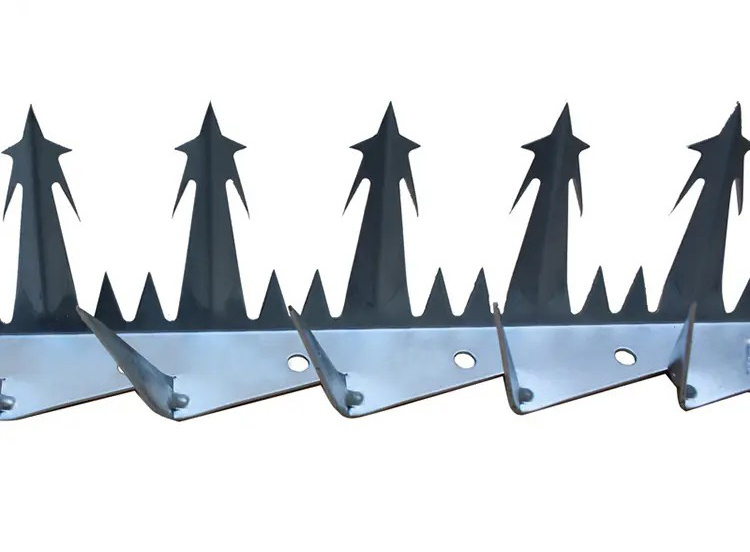 wall-spikes-2