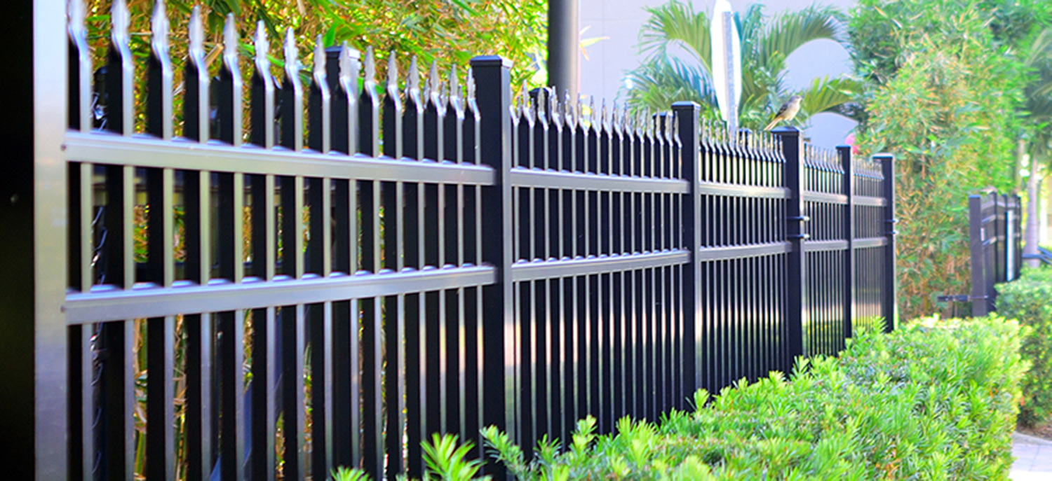 Application Cases of Garden Palisade Fence