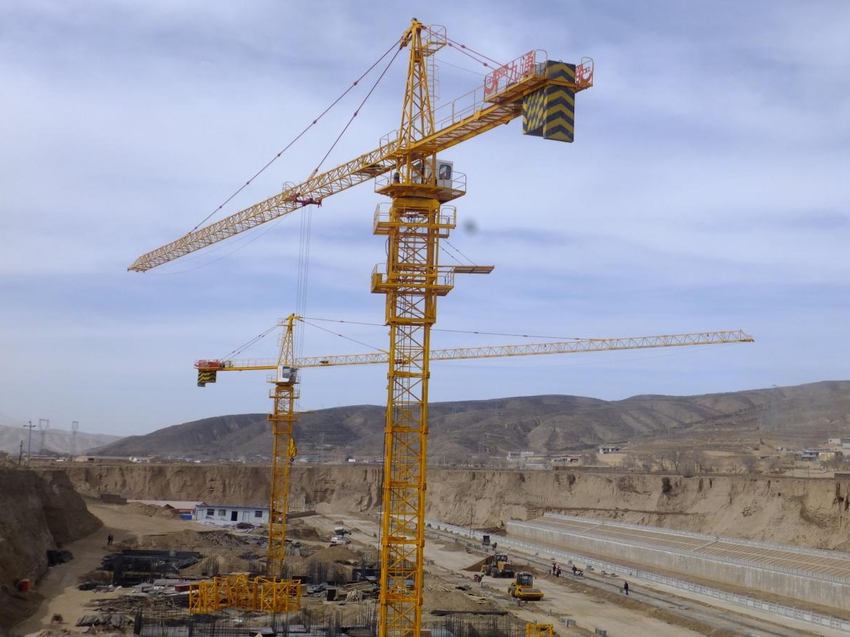 Luffing Tower Crane (3)
