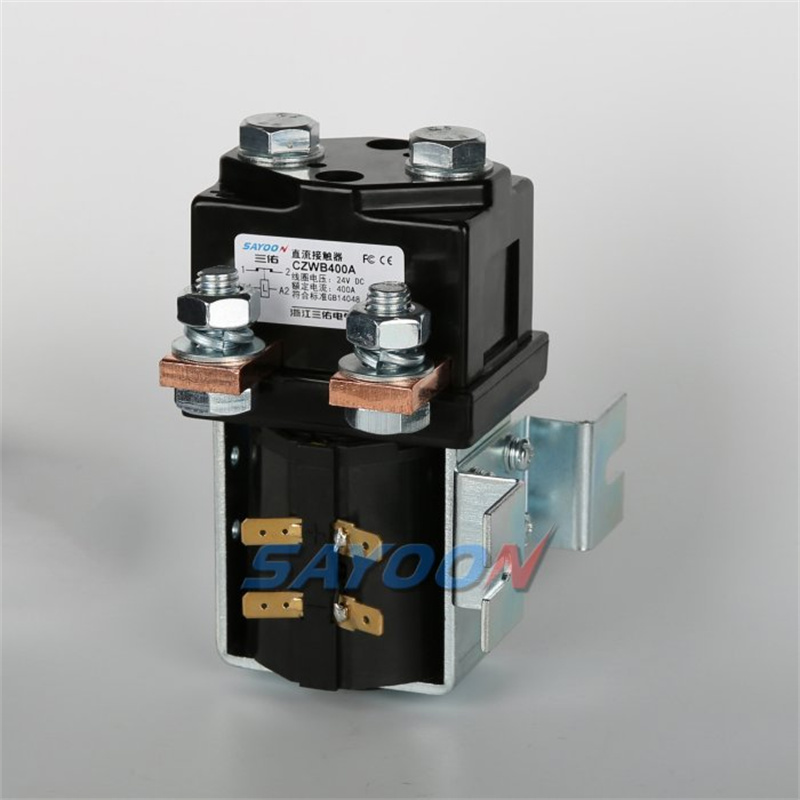 کنتاکتور DC CZWB400A معمولاً بسته است