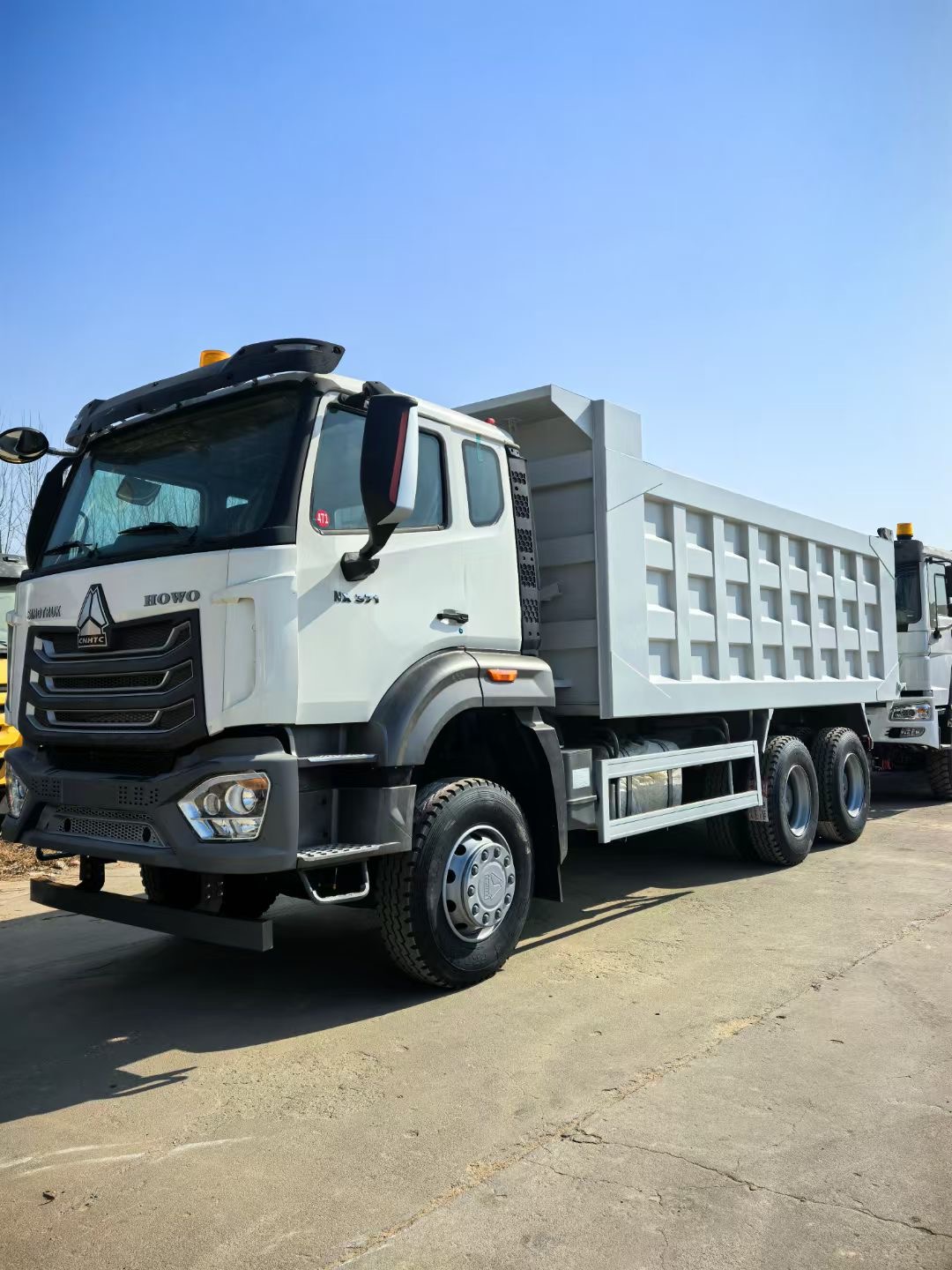 Howo Dump Trucks: Heavy-Duty Performance Now Shipped Globally via Our Google Store"