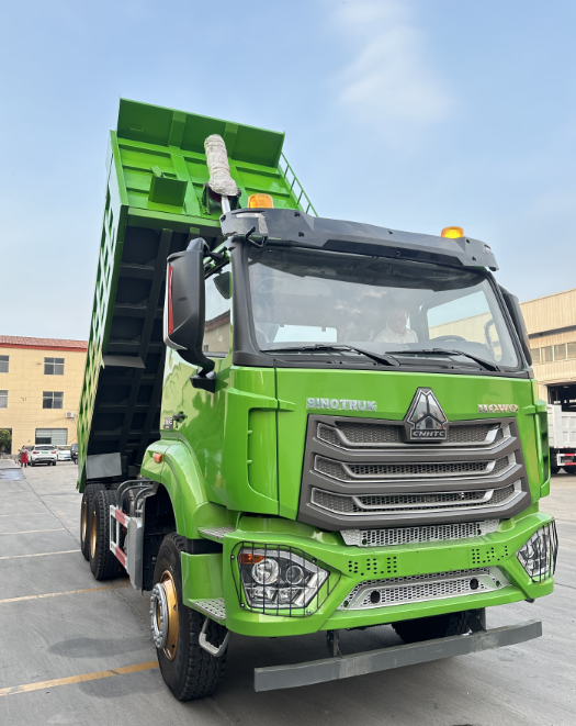 HOWO NX Dump Truck: A Powerhouse of Efficiency and Reliability