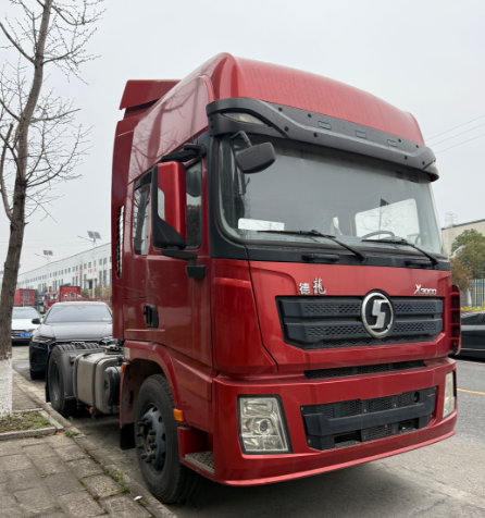 2023 Brand New Shacman X3000 4×2 Tractor Truck for Sale