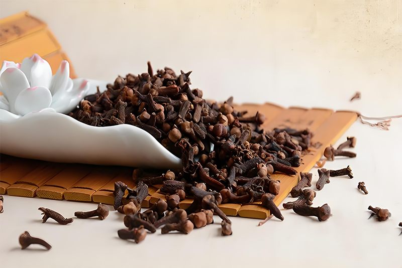 Exploring Clove Extract: The Multiple Values of Nature's Gifts