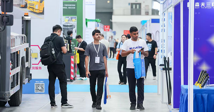 ZNFO Co., Ltd. was Invited to Attend the Yangtze River Delta Engineering Machinery, Aerial Work Machinery Lifting Equipment and Specialty Vehicle Exhibition!3.png