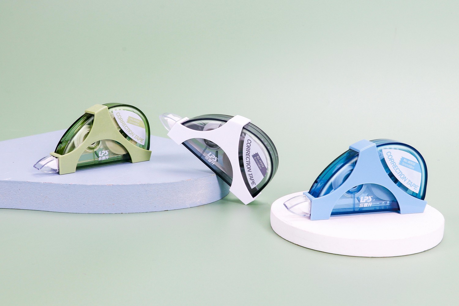 A Pop of Color for Your Desk