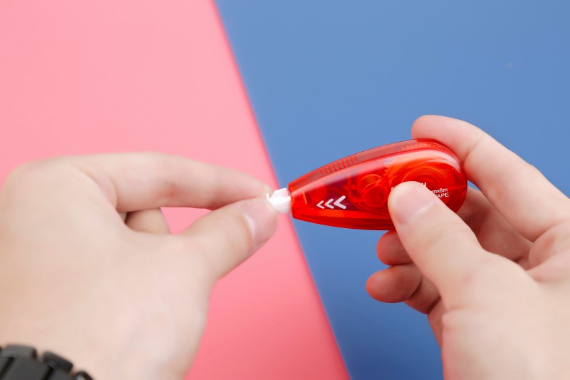 Twistable Tape Guider