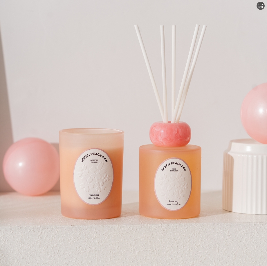 Natural dewy glow: whispers of blushing peach bring you tenderness and delicacy at all seasons