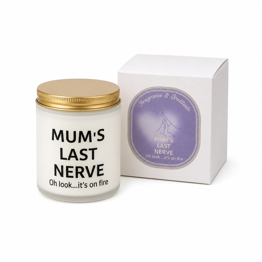 2_Candle with packaging box on white background.jpg