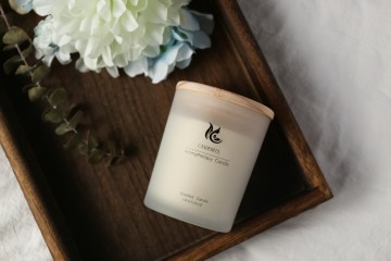 Soy Wax Scented Candle with Frosted Cup Gift Set