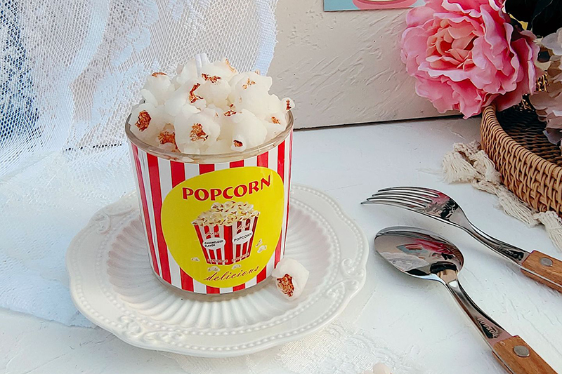 Novelty crative handmade Popcorn soy wax scented candle