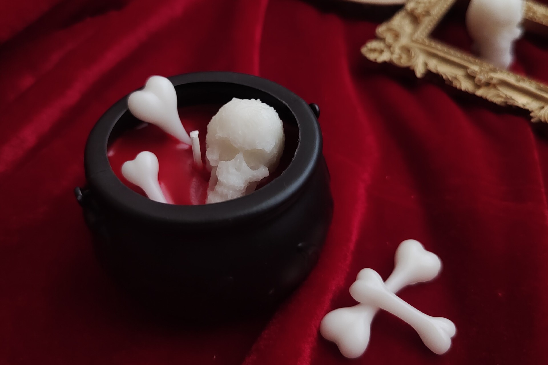 Spooky Halloween Witch & Skeleton Candle - Fragrant & Fun!