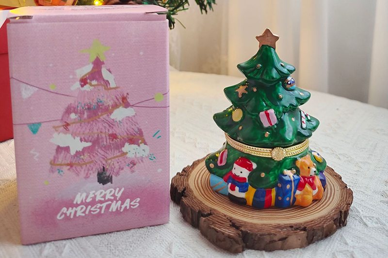 Christmas creative lovely Christmas tree scented candle