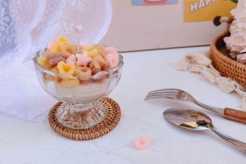 Cereal Cup-Shaped Aromatherapy Candle - Charming Design