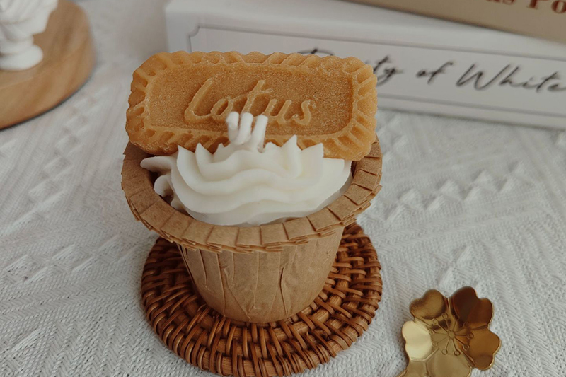 Novelty Biscuits Cupcake Dessert Soy Wax Scented Candle