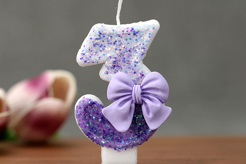 Creative novelty gradient purple bows decorate digital birthday candle
