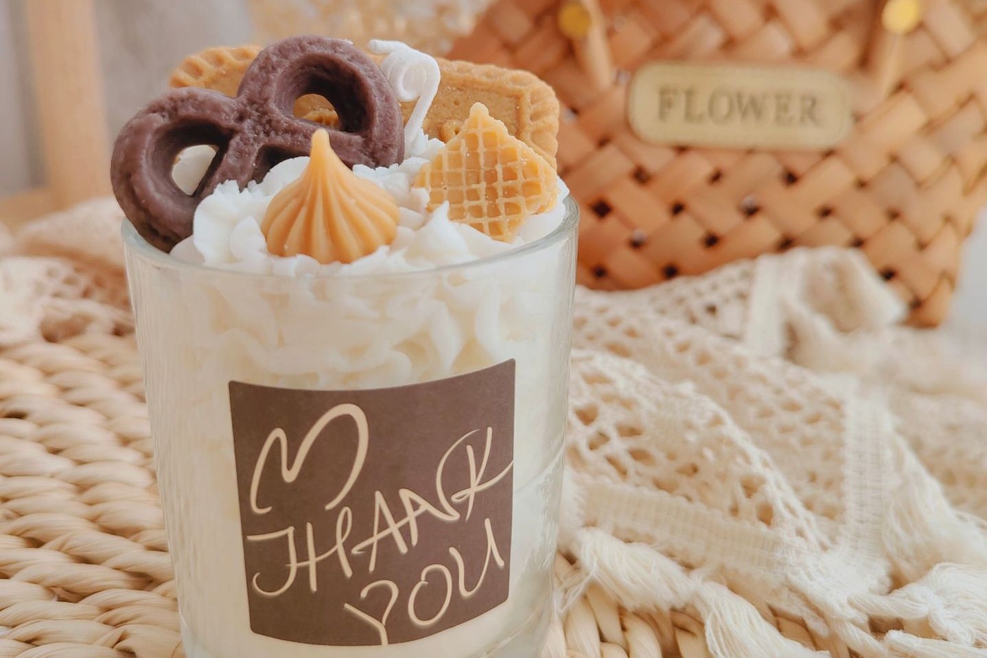 Wafer Cookie Cream Cup Shaped Aromatherapy Candle