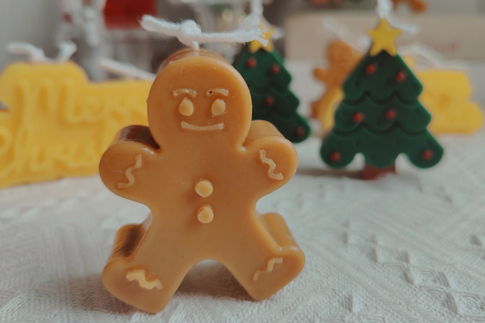 Gingerbread Man Shaped Aromatherapy Candle - Holiday Delight