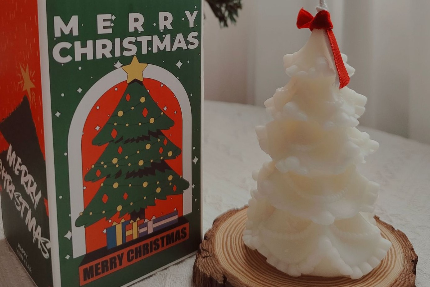 White Christmas Tree Shaped Scented Candle - Festive Decor