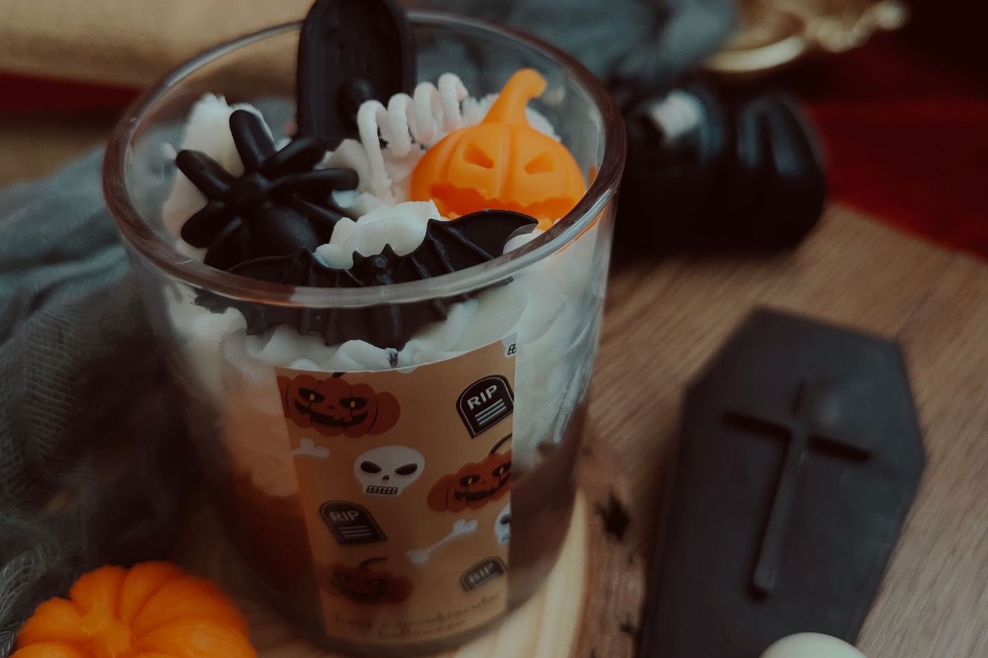 Spider Tombstone Candle: Unique Aromatherapy Decor