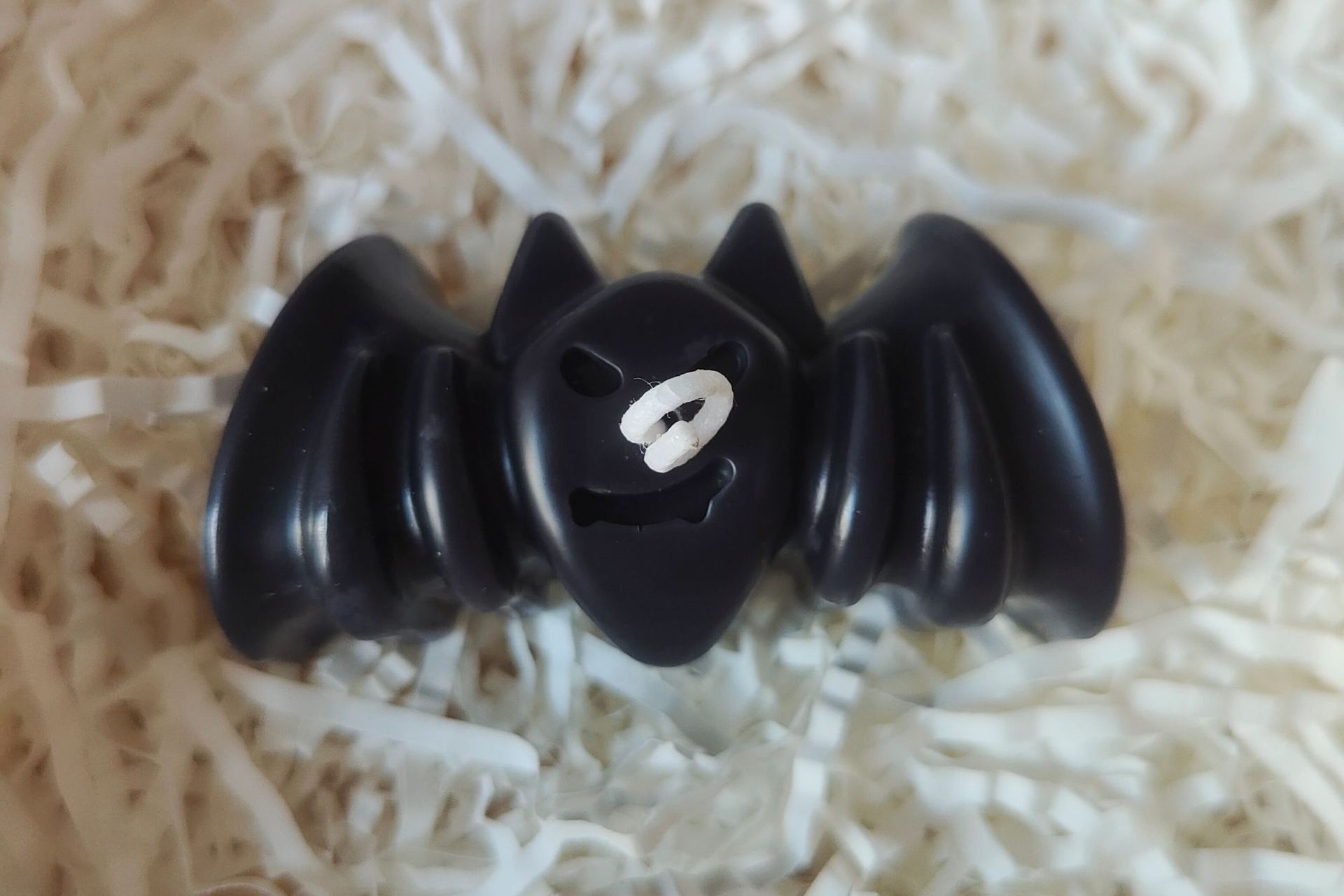 Black Bat Shaped Aromatherapy Candle - Spooky Elegance!