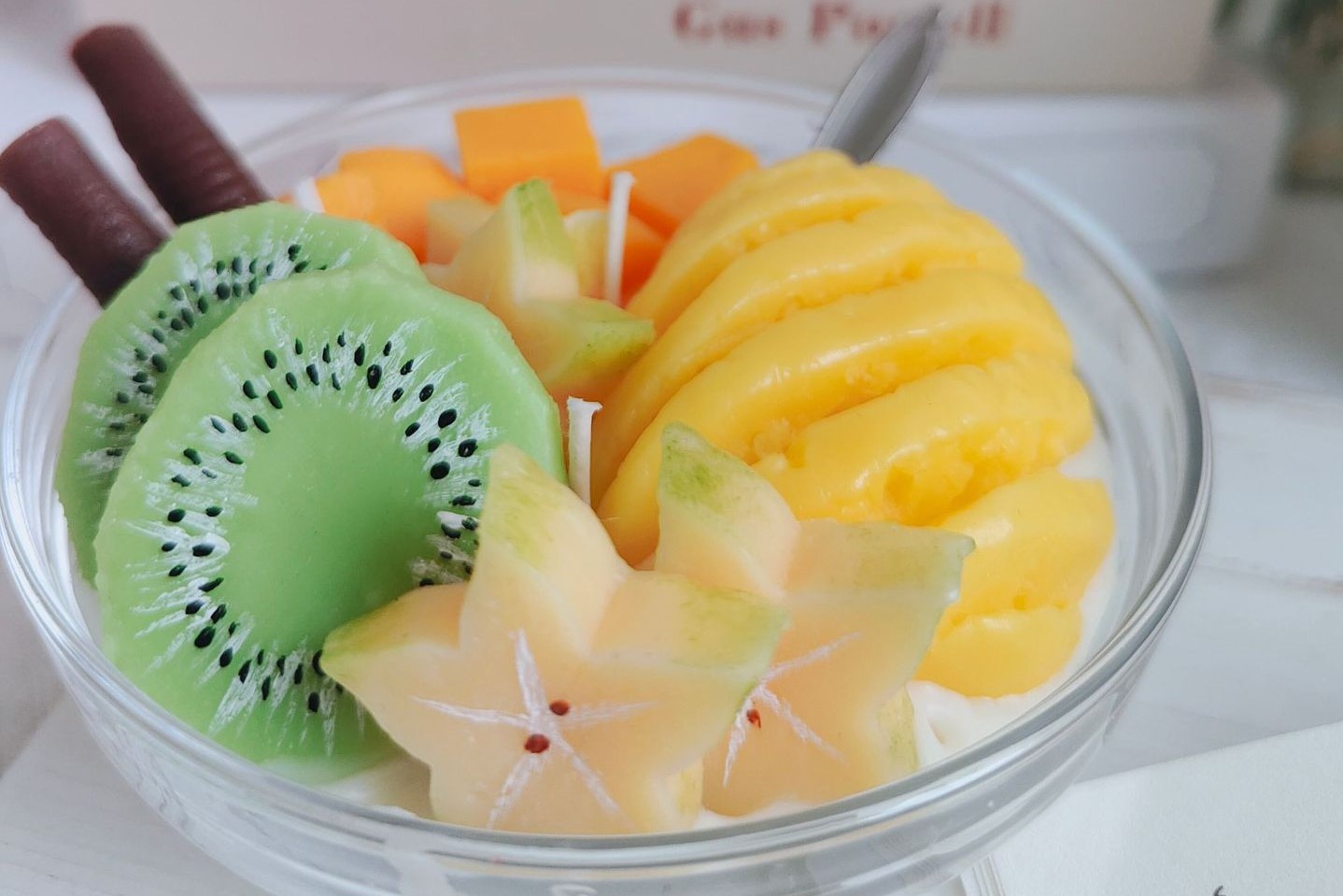 Starfruit Pineapple Bowl Aromatherapy Candle