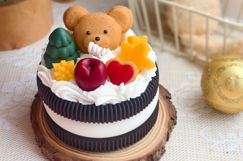 Creative lovely Christmas tree Bear Oreo cake Scented candle