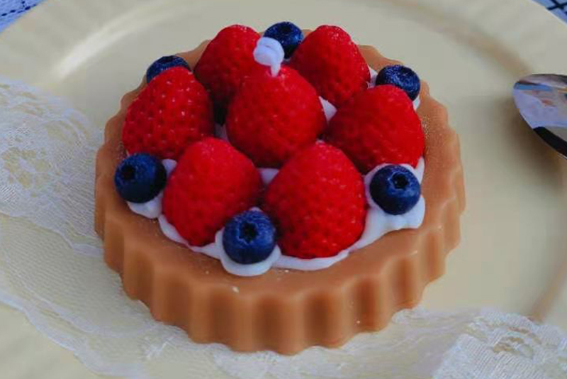 Novelty crative handmade Fruit tower shape scented candle