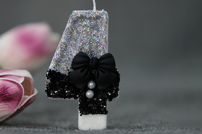 Creative digital black bow pearl decorated candle for brithday decor