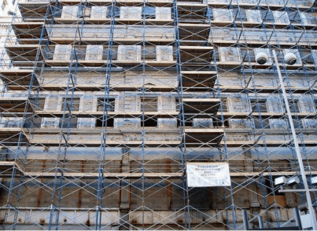 Frame Scaffold for Residential Renovation – Bologna, Italy