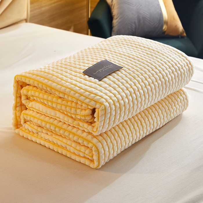 All-season  microfibe  Cozy  fleece  Heated  blanket