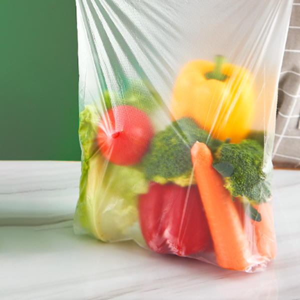 Clear-Food-Grade-Plastic-Freezer-Bags-On-Roll 1