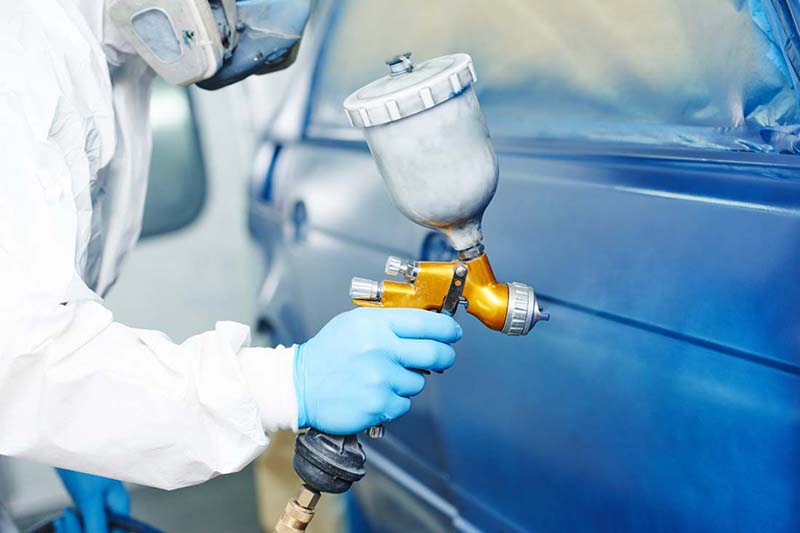 Spraying equipment