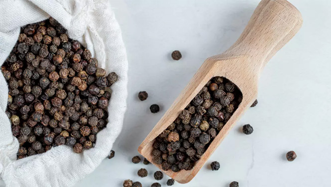 black pepper.jpg