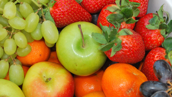 we can also choose to consume foods containing fisetin such as strawberries and apples to supplement with fisetin.jpg