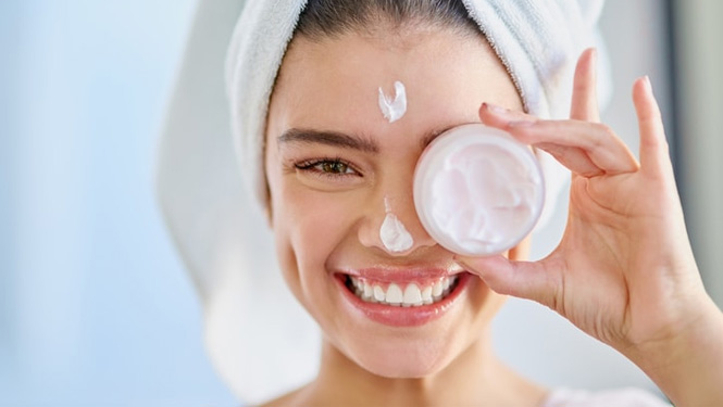 Can I Use Alpha Arbutin With Retinol?