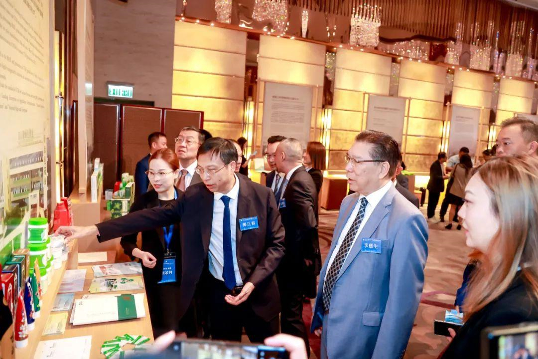 NGP Successfully Signed a Contract at the Promotion of Chinese Medicine Industry in Sichuan and Hong Kong05